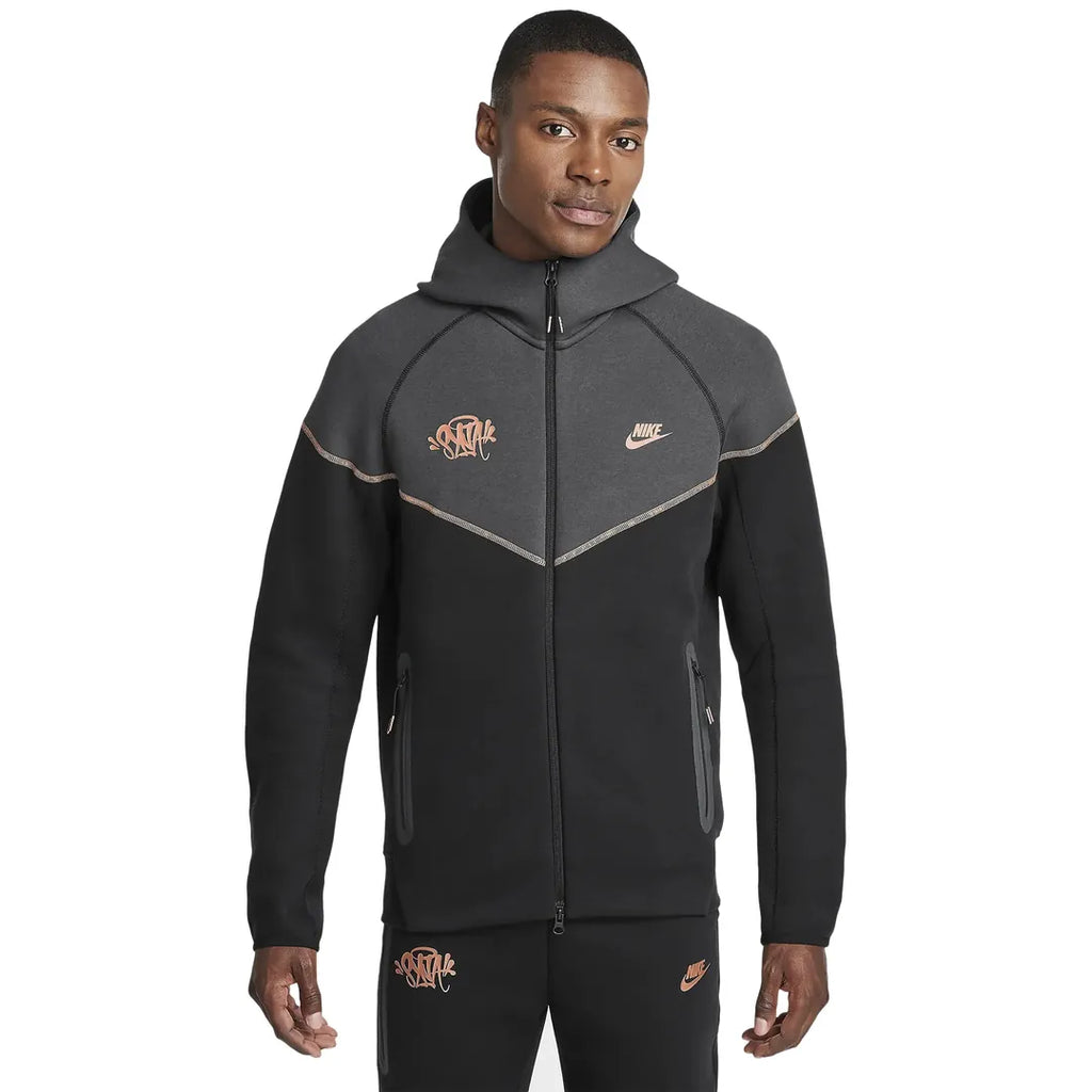 SYNA Tech Fleece